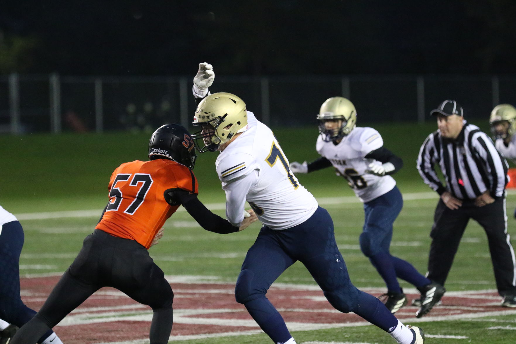 York vs. Hastings football 20.JPG